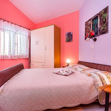 A1 Apartament Ližnjan