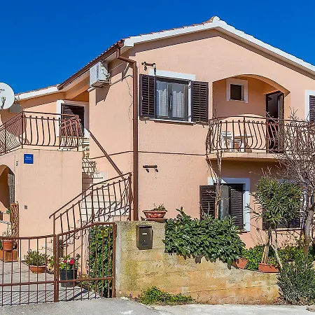 Apartament A1 *