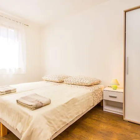 Apartment A1 * Liznjan